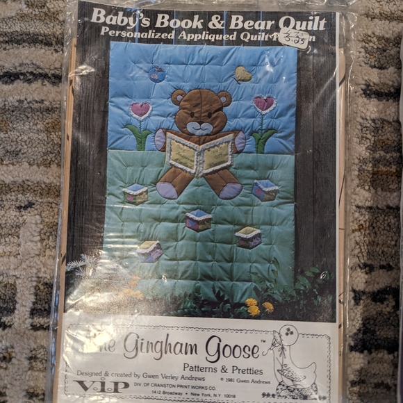 VINTAGE McCalls and Simplicity pattern lot of 4 baby quilts and accessories - Picture 5 of 10